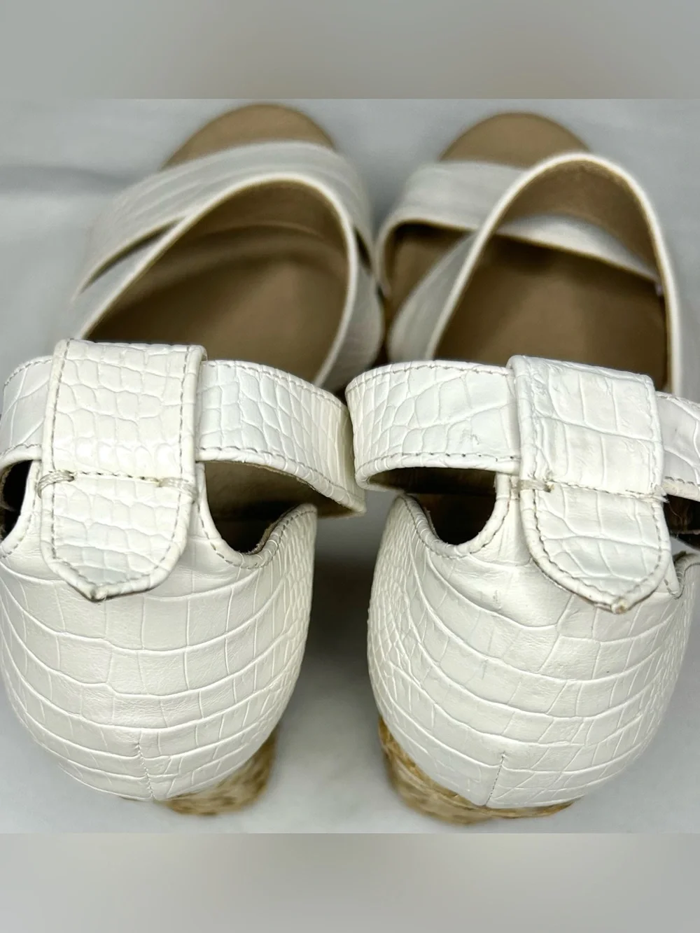 Coconuts By Matisse Mickie Sandals‎ Womens 9 / 40 White Croc Espadrille Wedge